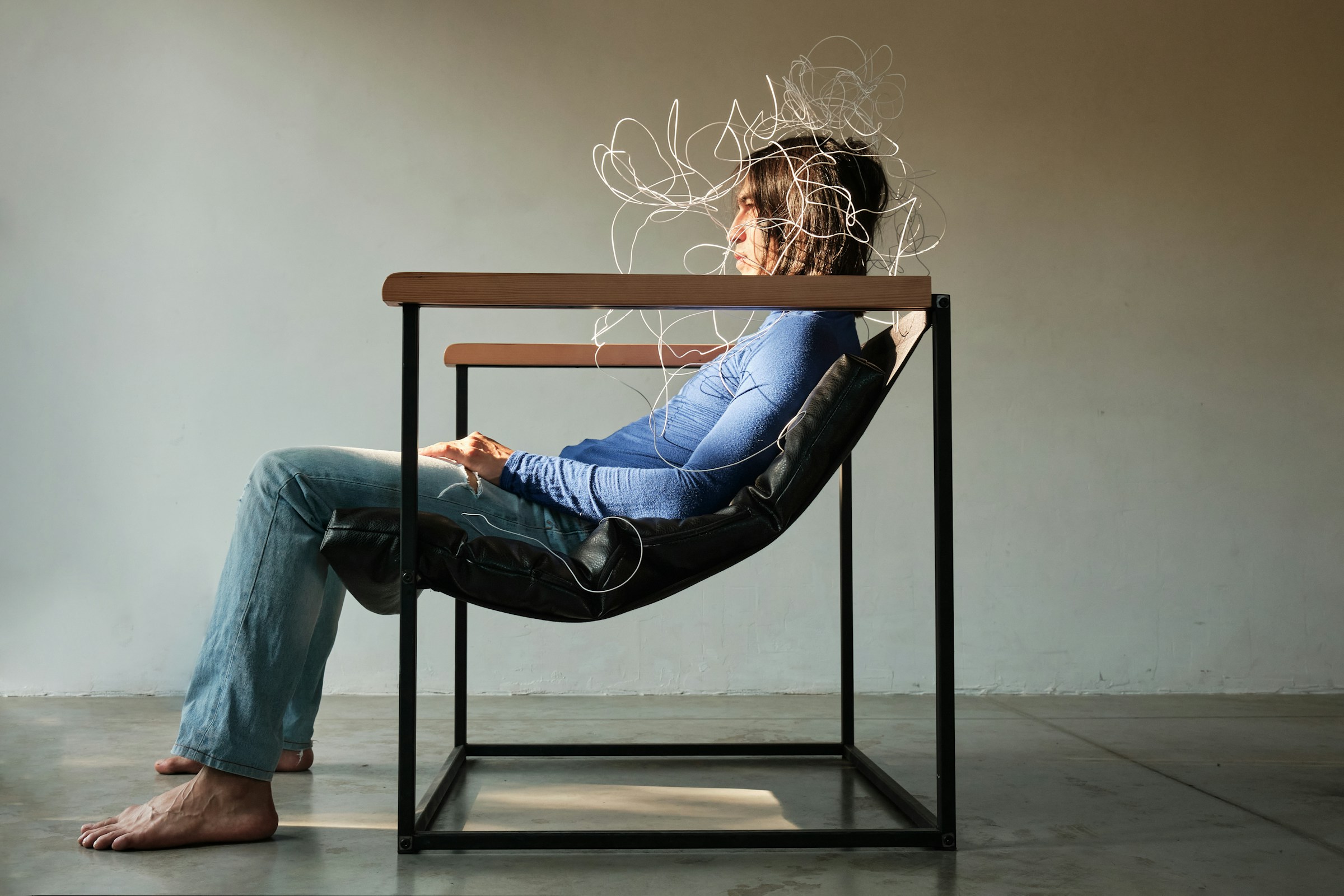 Image symbolizing why resolutions fail and how personal transformation, self-awareness, growth, and purposeful change lead to lasting success and fulfillment.